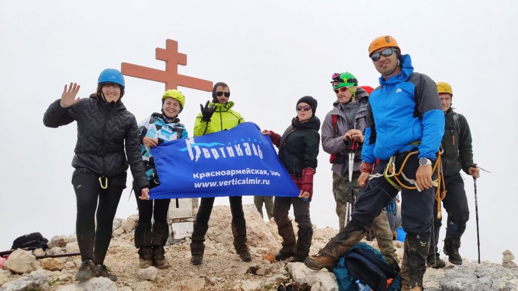 IDWzL4rlCO4.jpg IDWzL4rlCO4.jpg